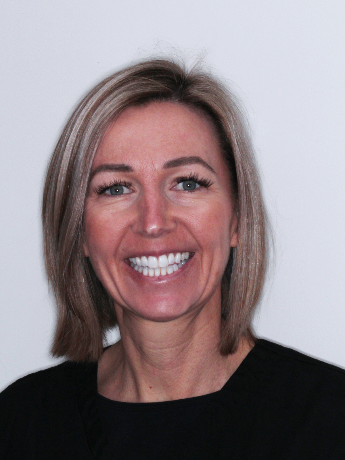 Sarah-New Invisalign Braces Solihull